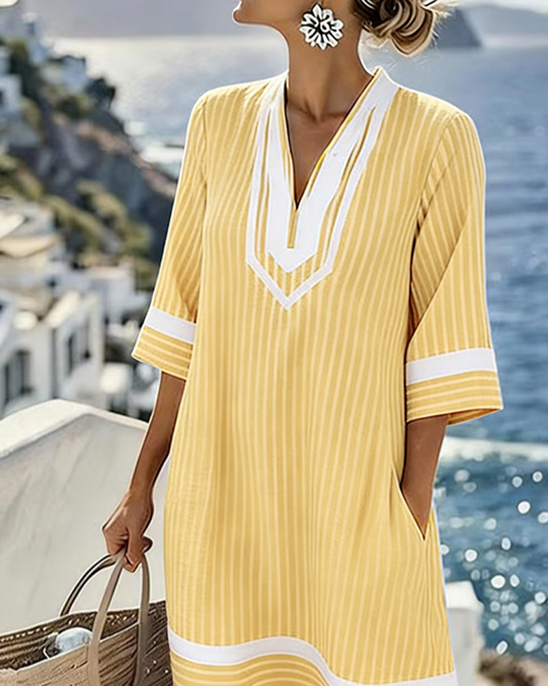 Klara™ | Vestito leggero a righe con scollo a V