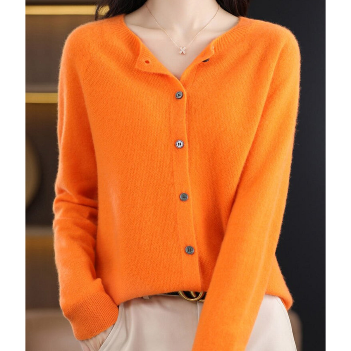 Ludovica | Cardigan in Lana Merino e Cashmere con Bottoni
