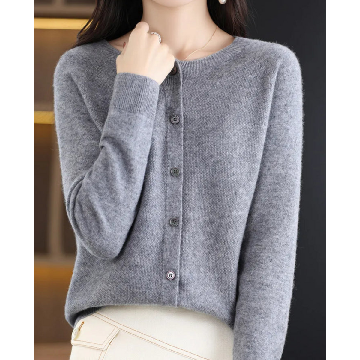 Ludovica | Cardigan in Lana Merino e Cashmere con Bottoni