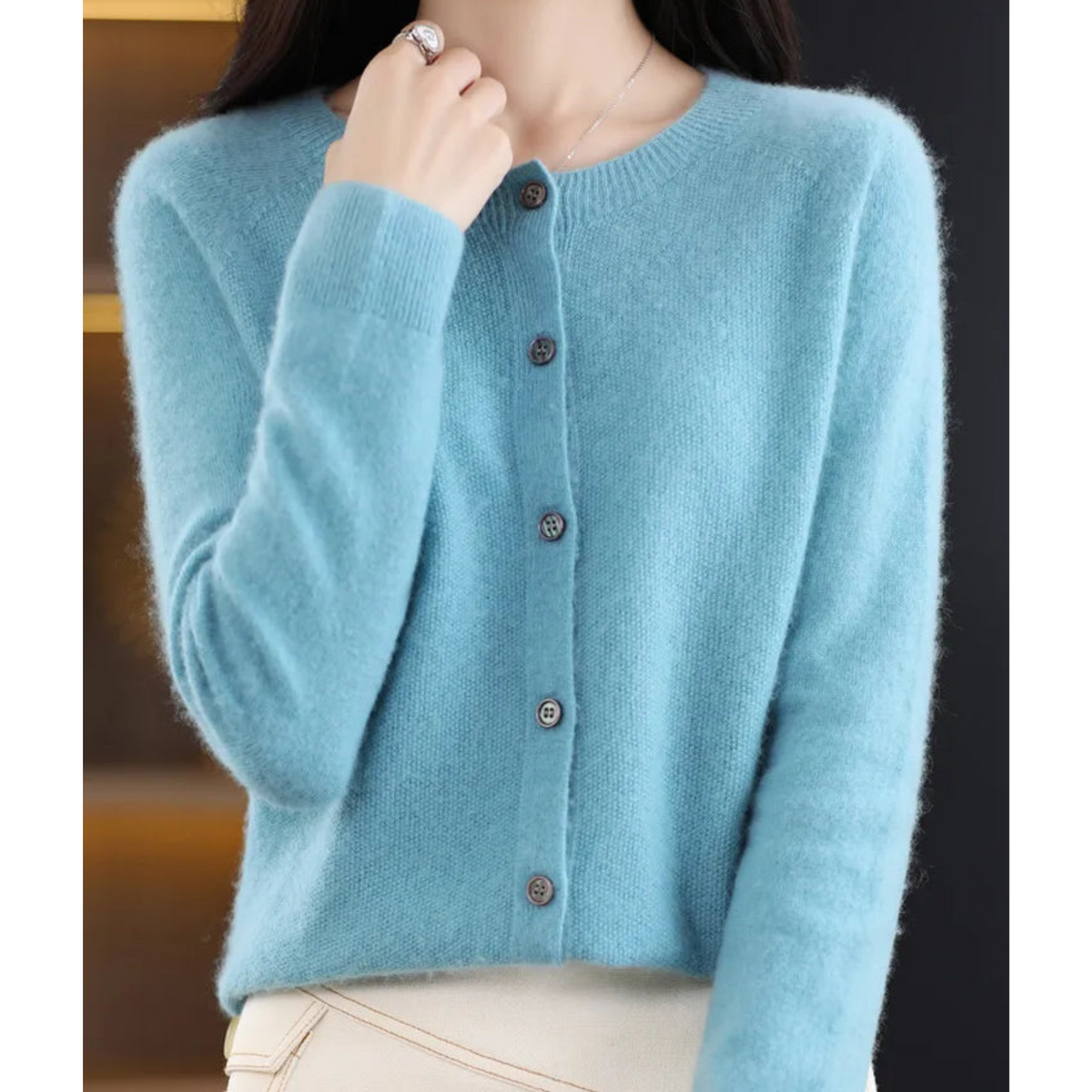 Ludovica | Cardigan in Lana Merino e Cashmere con Bottoni