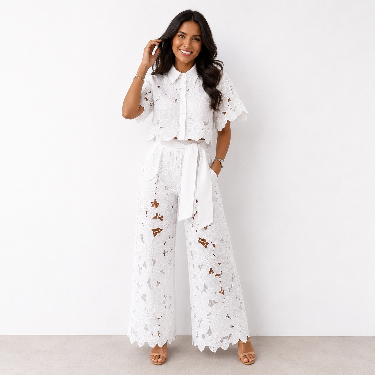 Isabela | Completo Elegante in Pizzo