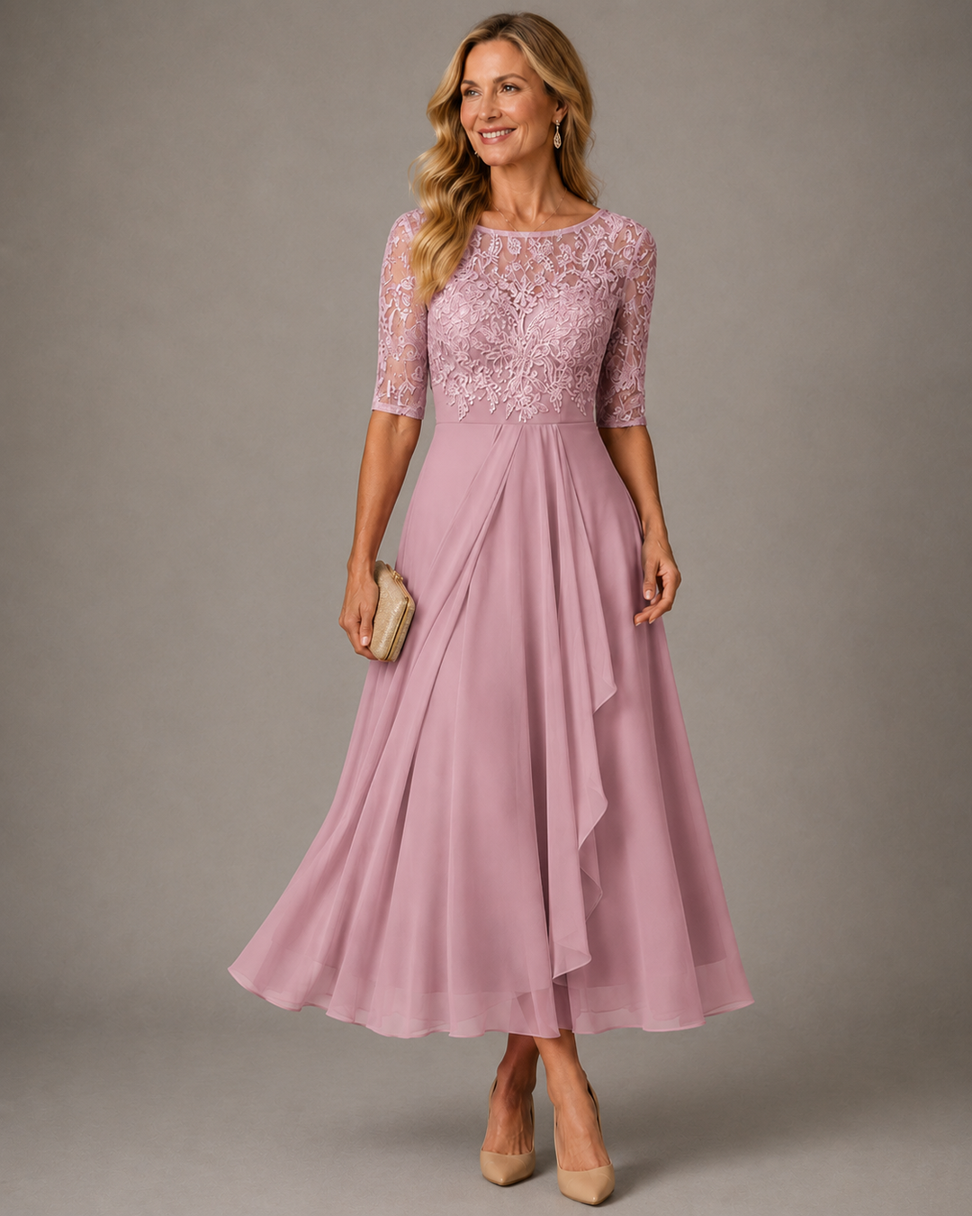Rose – Il Vestito Midi Favorevole in Pizzo