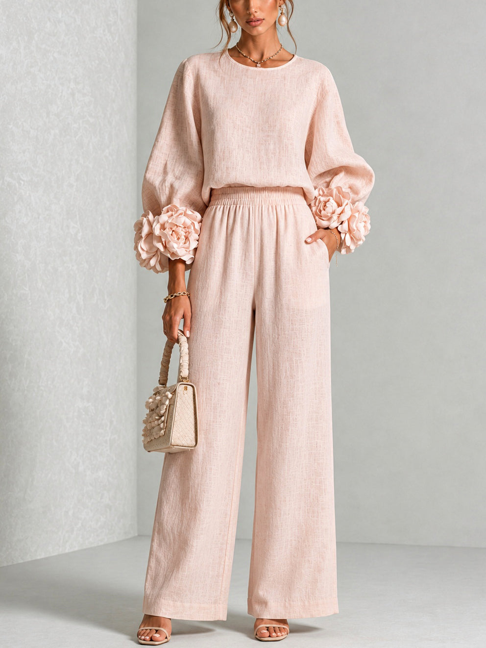 Rosalie | Set a due pezzi con polsini floreali