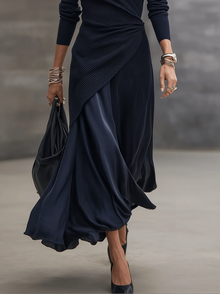 Loredana | Vestito Maxi Asimmetrico con Scollatura a V e Pannelli in Raso Blu Marino