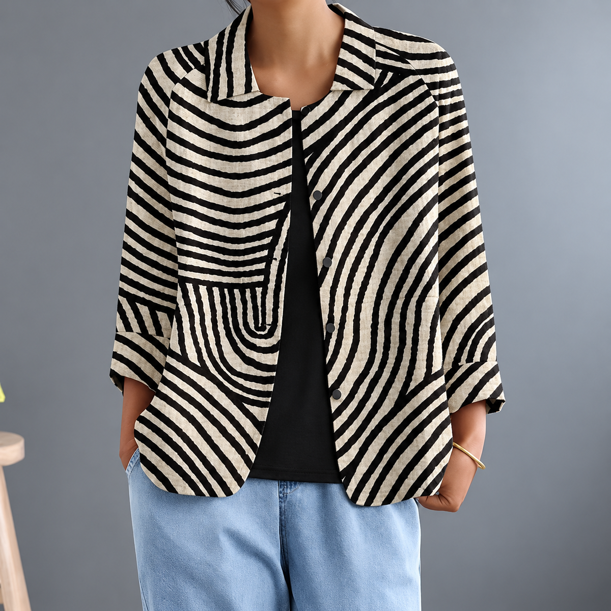 Silvia | Blusa Leggera con Stampa Artistica e Bottoni