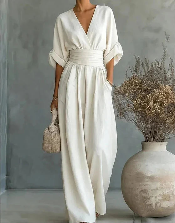 Daniela - Mono elegante con scollatura a V e gamba larga