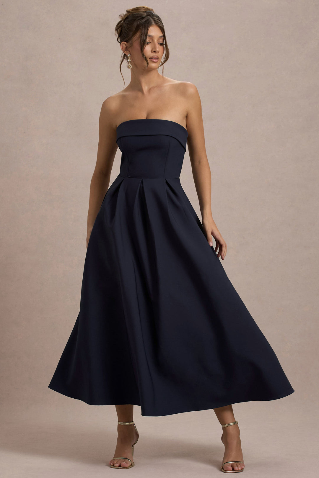ANNE | Vestito Midi Elegante con Scollatura Senza Spalline